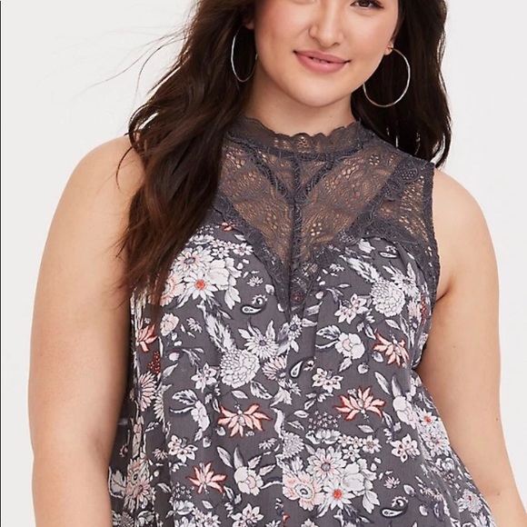 Torrid Grey Floral Lace Tank size 0 - Picture 1 of 7